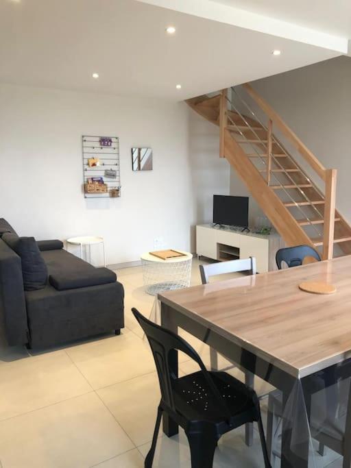 Ferienwohnung Le Logis Du Chesnot Saint-Quentin-sur-le-Homme Exterior foto